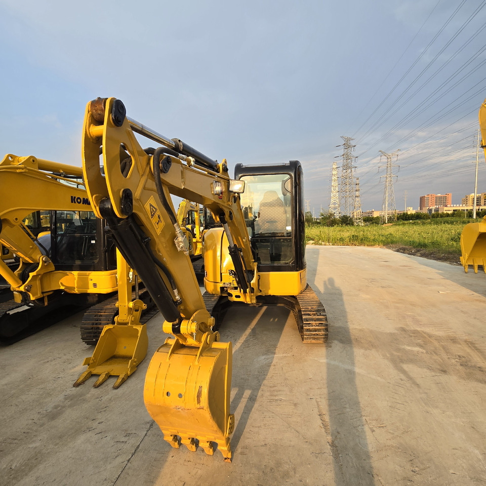 CATERPILLAR 303.5 - Mini excavator: picture 3 CATERPILLAR 303.5 - Mini excavator: picture 3