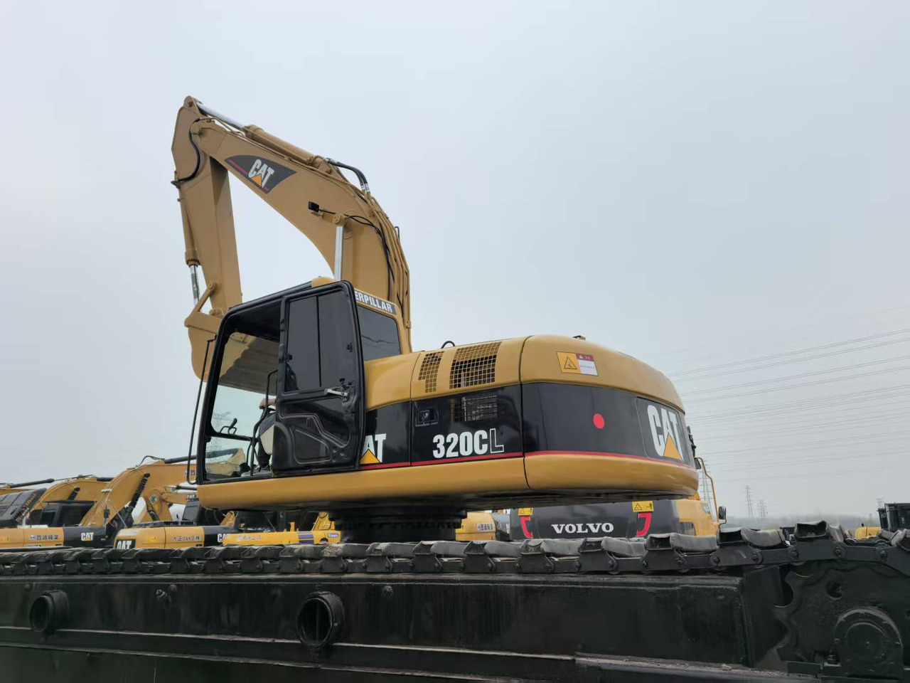 Amphibious excavator CATERPILLAR 320C boat excavator: picture 9