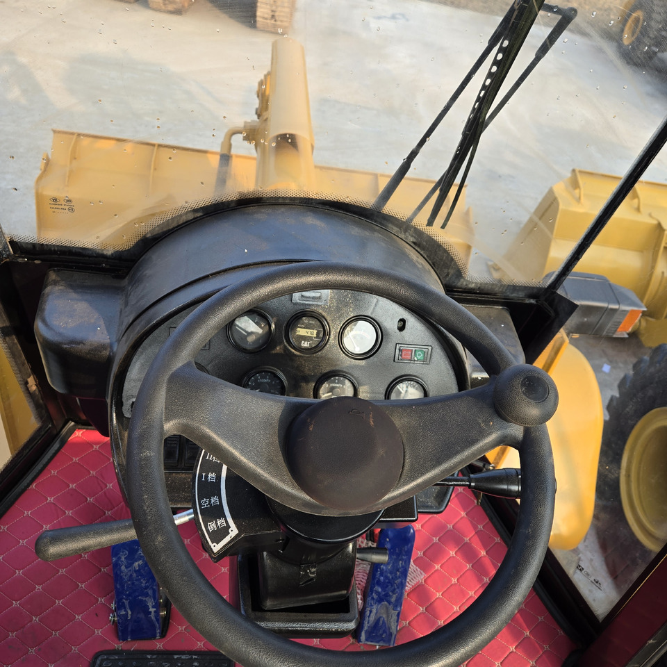 Wheel loader CATERPILLAR 966H: picture 8