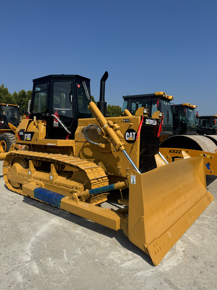 CATERPILLAR D6G - Bulldozer: picture 1 CATERPILLAR D6G - Bulldozer: picture 1