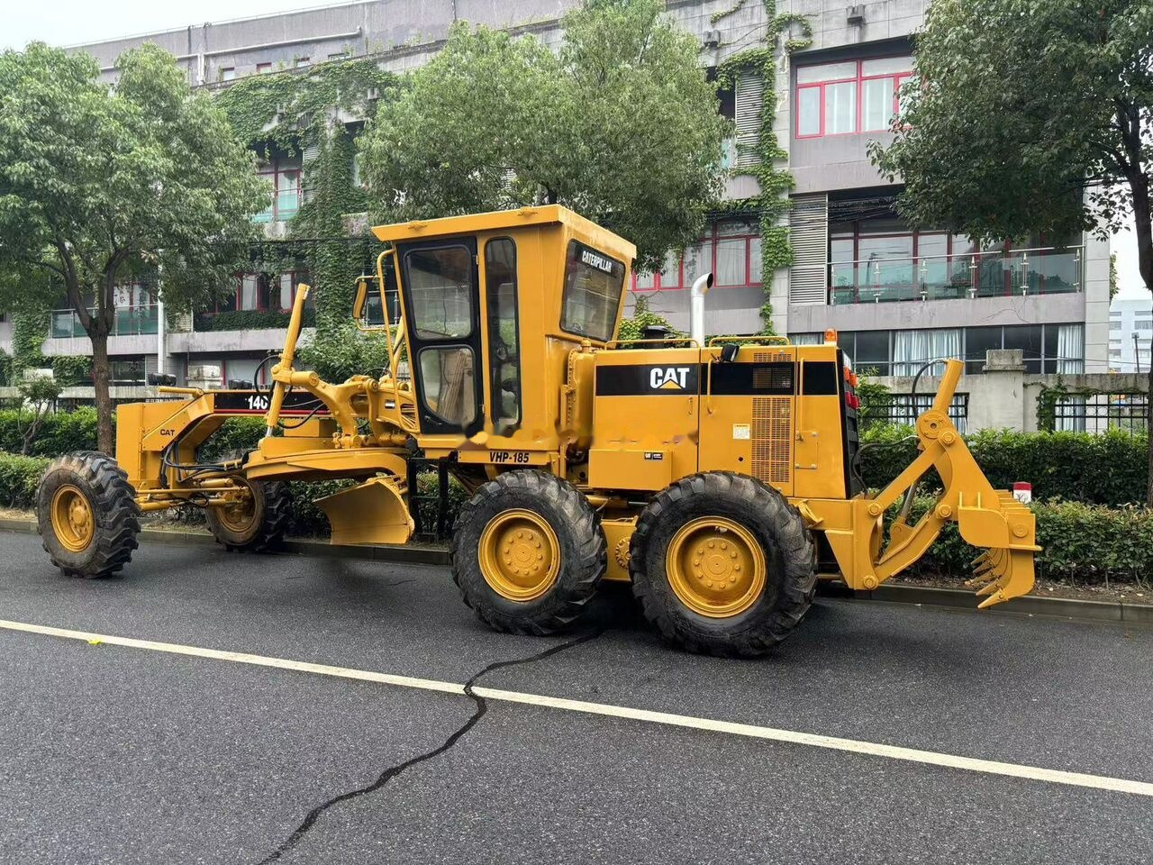 Lease a Caterpillar 140H Caterpillar 140H: picture 13