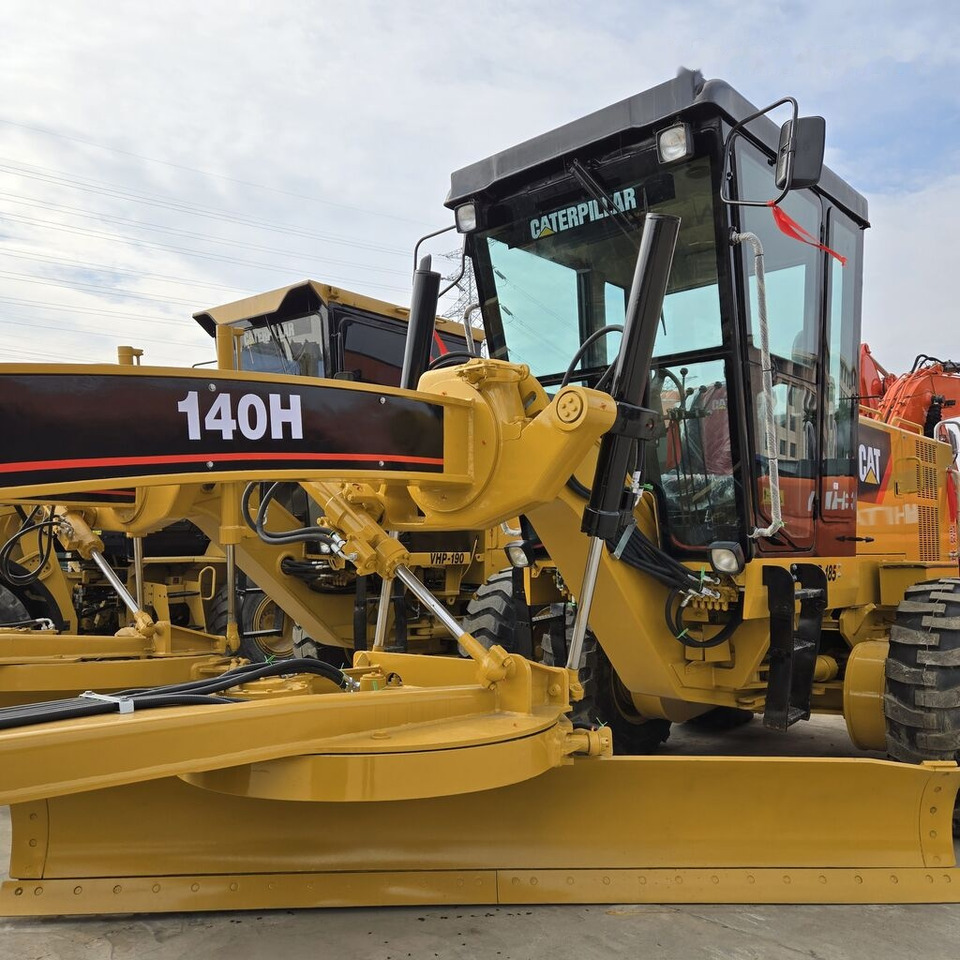 Grader Caterpillar 140H: picture 6