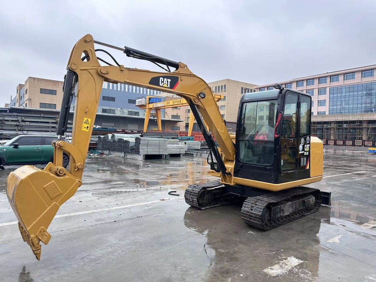 Caterpillar 305.5E - Mini excavator: picture 4 Caterpillar 305.5E - Mini excavator: picture 4