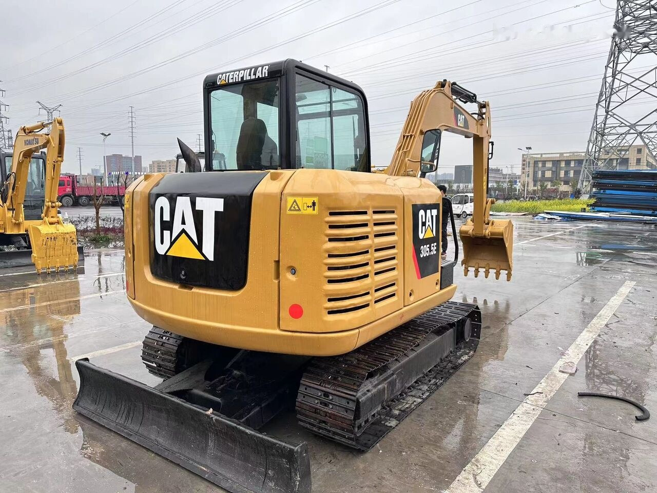 Caterpillar 305.5E - Mini excavator: picture 3 Caterpillar 305.5E - Mini excavator: picture 3
