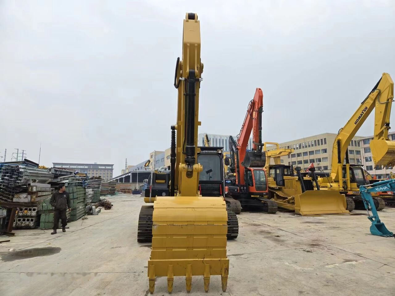 Caterpillar 320D2 - Crawler excavator: picture 4 Caterpillar 320D2 - Crawler excavator: picture 4
