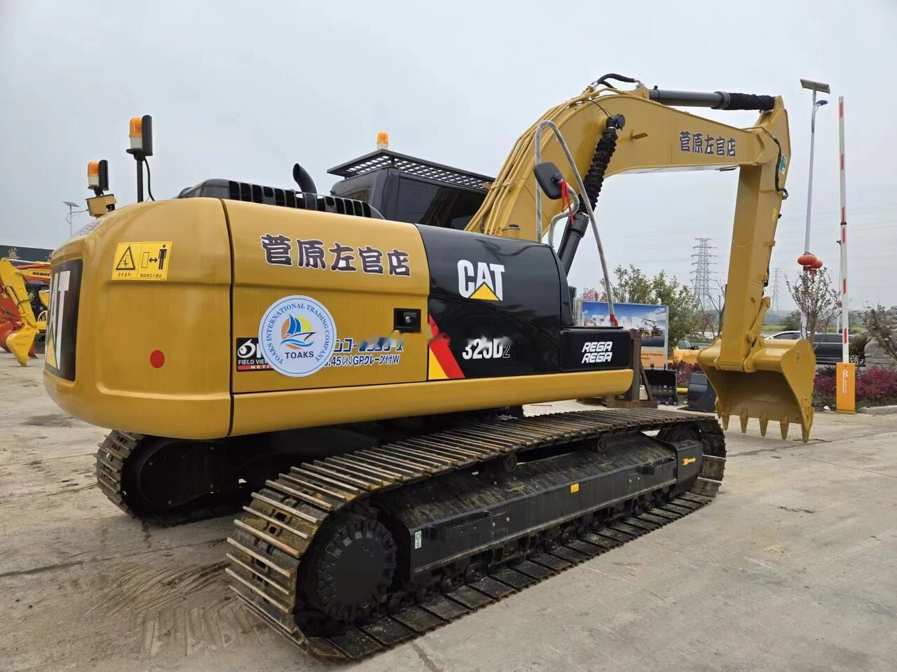 Caterpillar 320D2 - Crawler excavator: picture 2 Caterpillar 320D2 - Crawler excavator: picture 2
