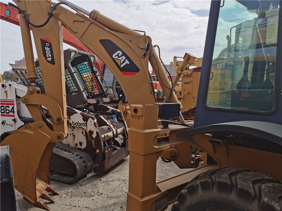 Caterpillar 420F - Backhoe loader: picture 4 Caterpillar 420F - Backhoe loader: picture 4