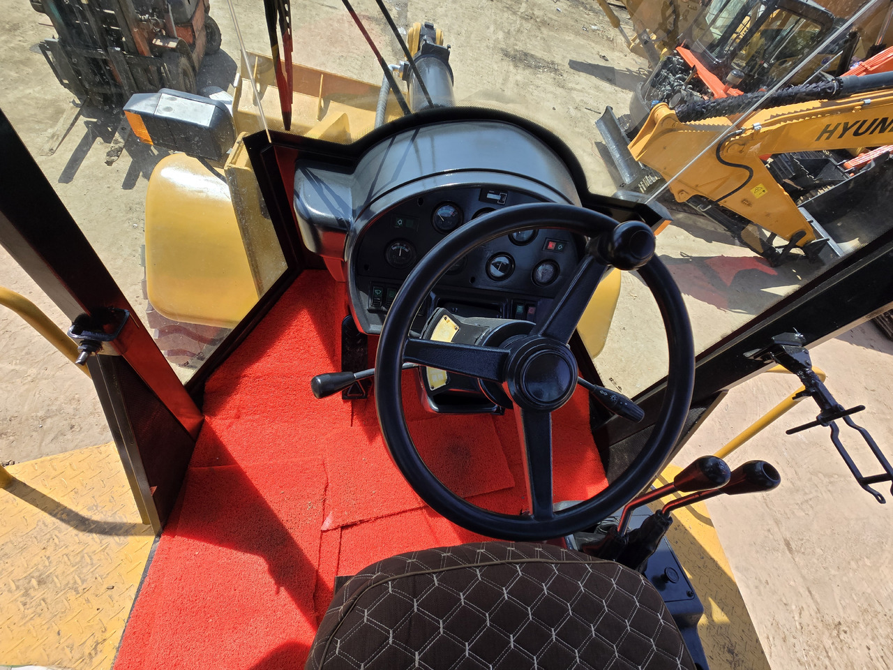 Wheel loader Caterpillar 966G: picture 8