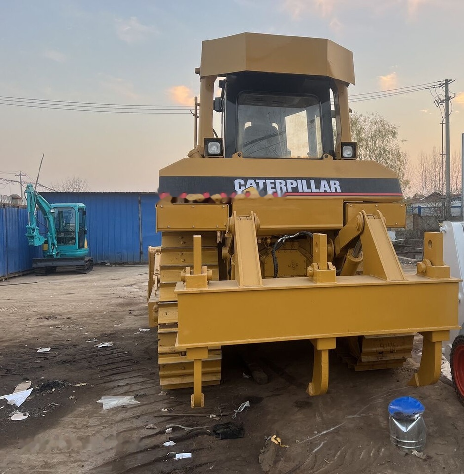 Caterpillar D6H - Bulldozer: picture 4 Caterpillar D6H - Bulldozer: picture 4