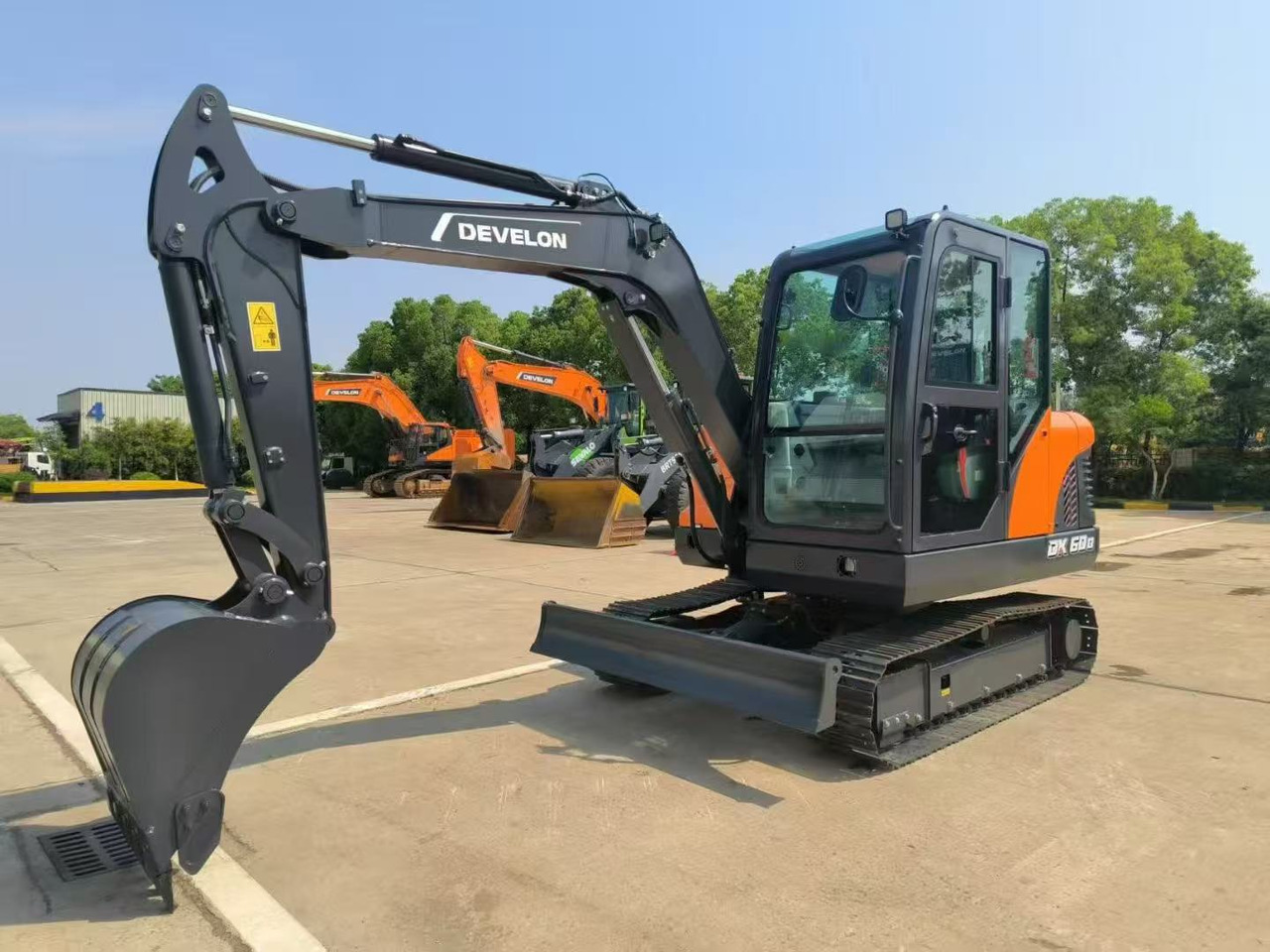 DOOSAN DX60D - Mini excavator: picture 3 DOOSAN DX60D - Mini excavator: picture 3