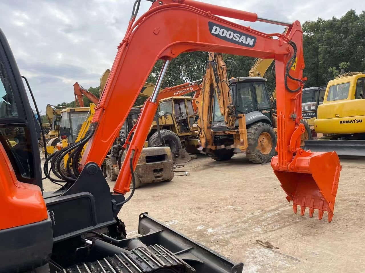 Doosan DX60 - Mini excavator: picture 4 Doosan DX60 - Mini excavator: picture 4