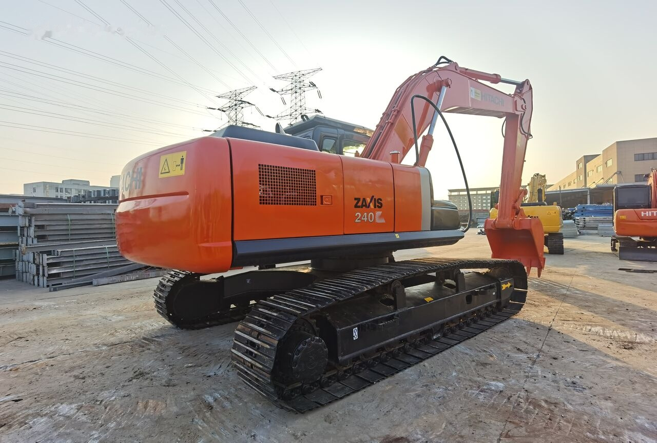 Hitachi ZX240 - Crawler excavator: picture 1 Hitachi ZX240 - Crawler excavator: picture 1
