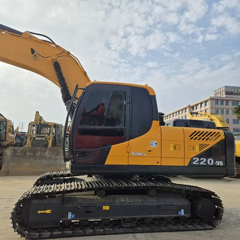 Hyundai R220-9S - Crawler excavator: picture 2 Hyundai R220-9S - Crawler excavator: picture 2