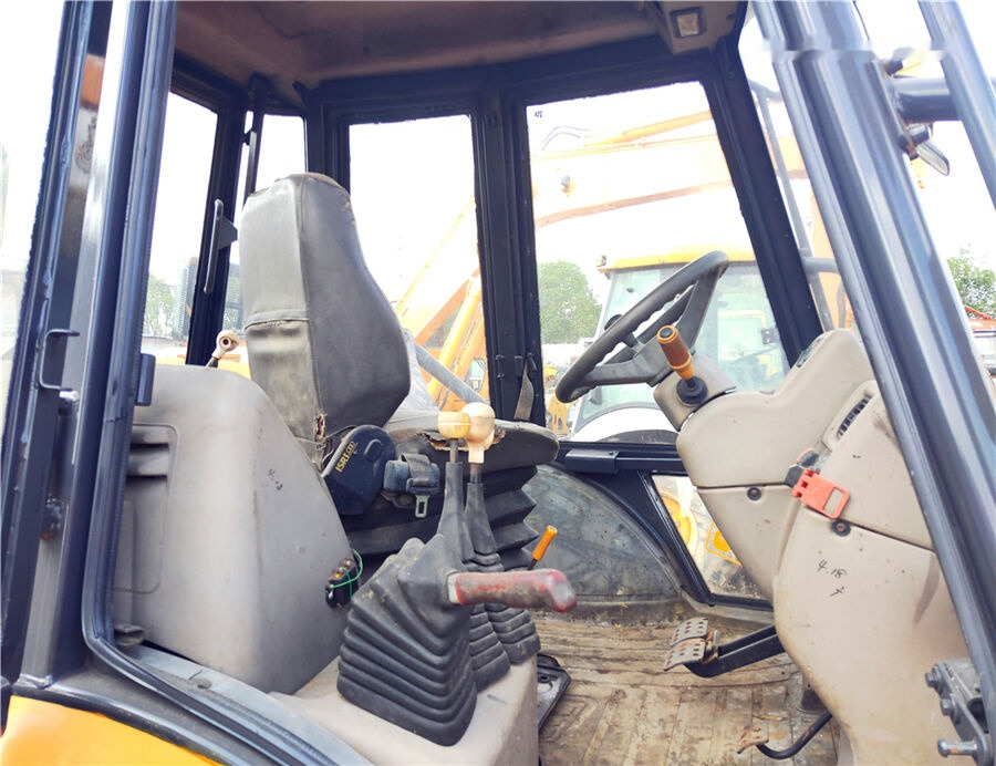 JCB 4CX - Backhoe loader: picture 2 JCB 4CX - Backhoe loader: picture 2