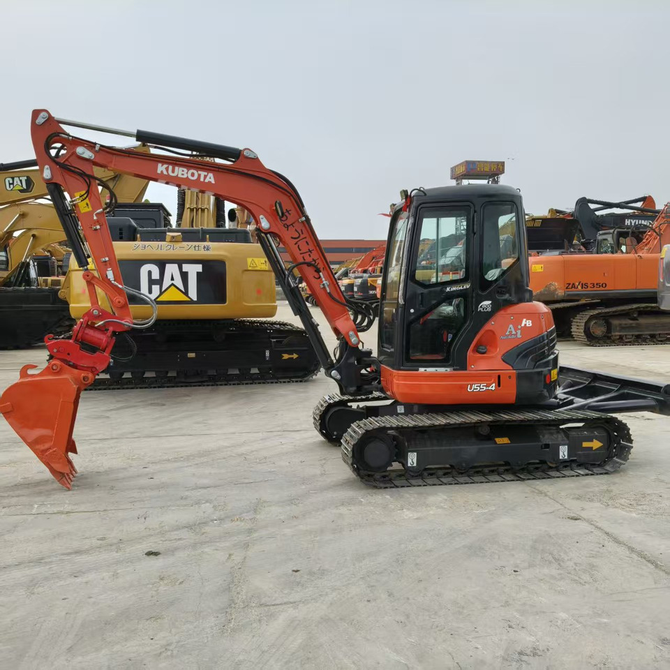 Mini excavator KUBOTA U55-4: picture 7