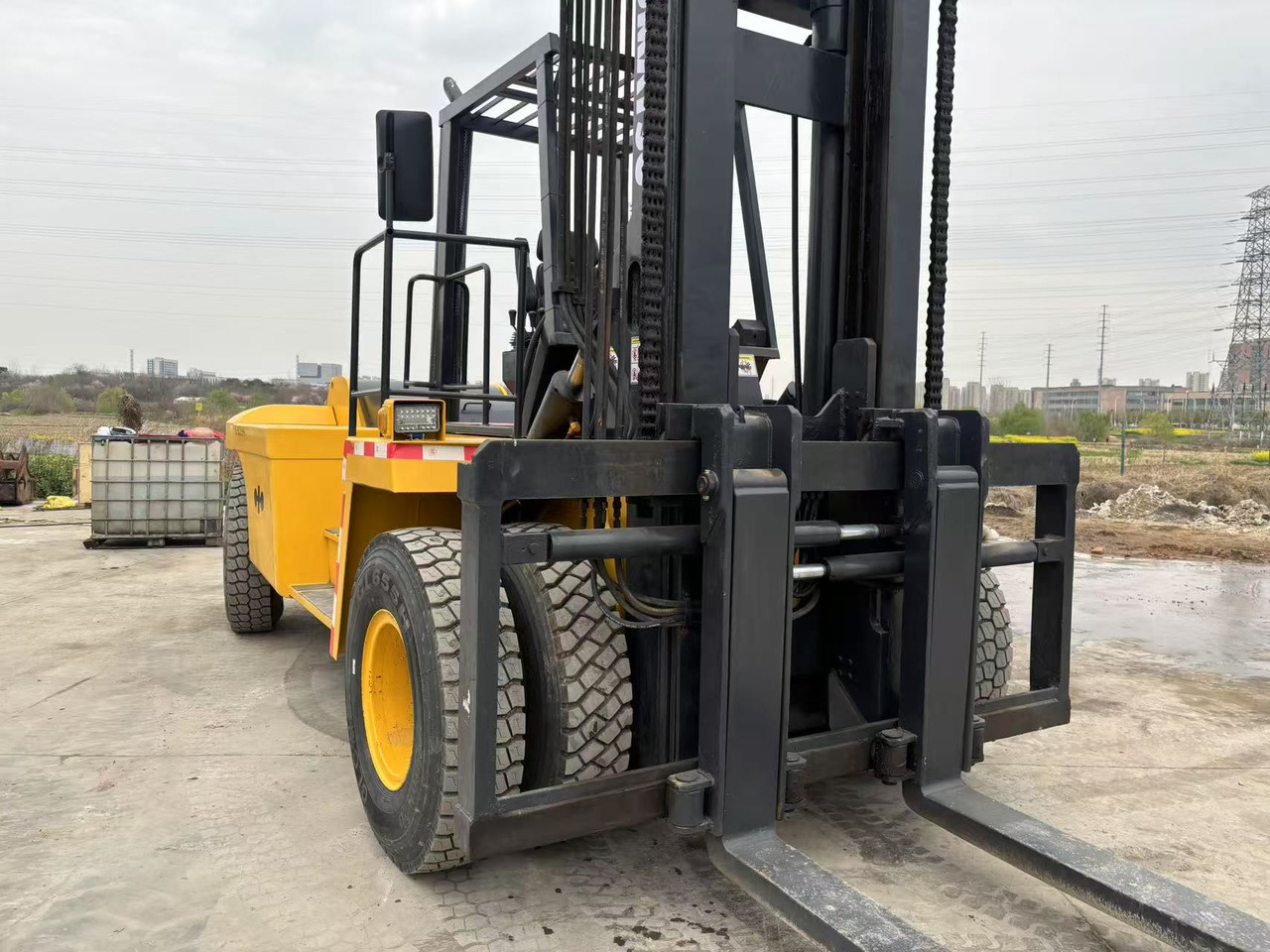 Komatsu FD200 - Diesel forklift: picture 1 Komatsu FD200 - Diesel forklift: picture 1