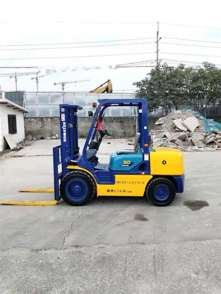 Komatsu FD30 - Diesel forklift: picture 3 Komatsu FD30 - Diesel forklift: picture 3