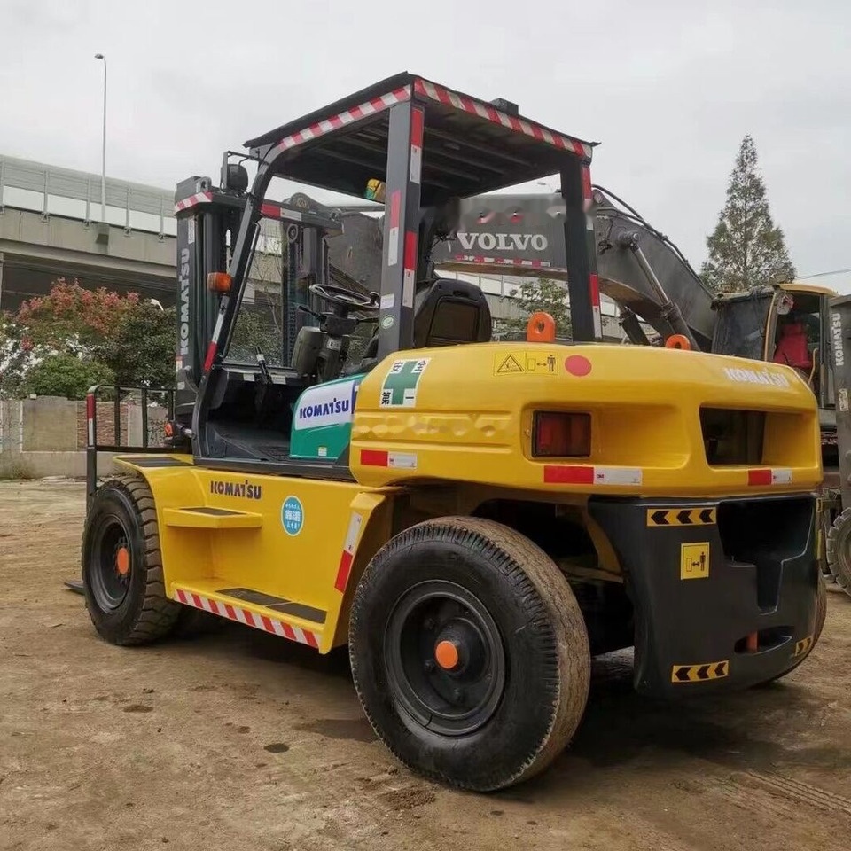 Komatsu FD70-7 - Diesel forklift: picture 5 Komatsu FD70-7 - Diesel forklift: picture 5
