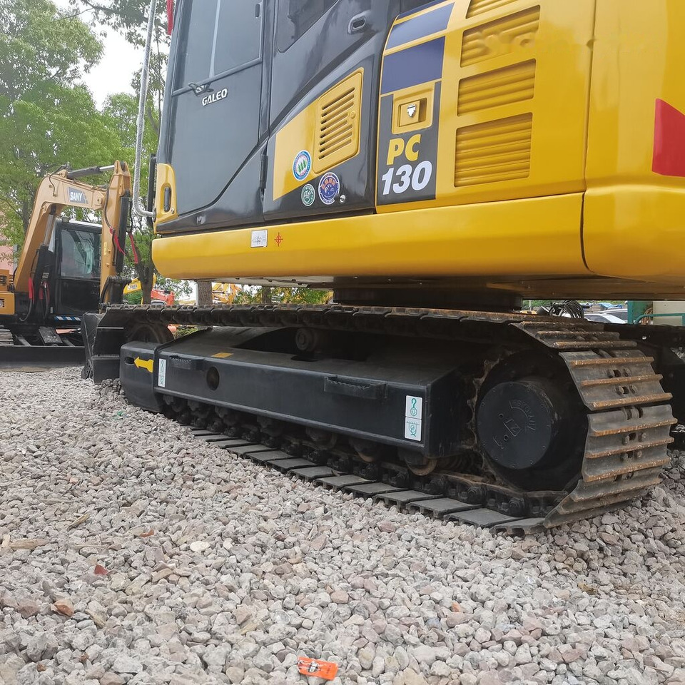 Crawler excavator Komatsu PC130-7: picture 6