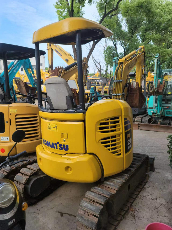 Komatsu PC20MR - Mini excavator: picture 4 Komatsu PC20MR - Mini excavator: picture 4