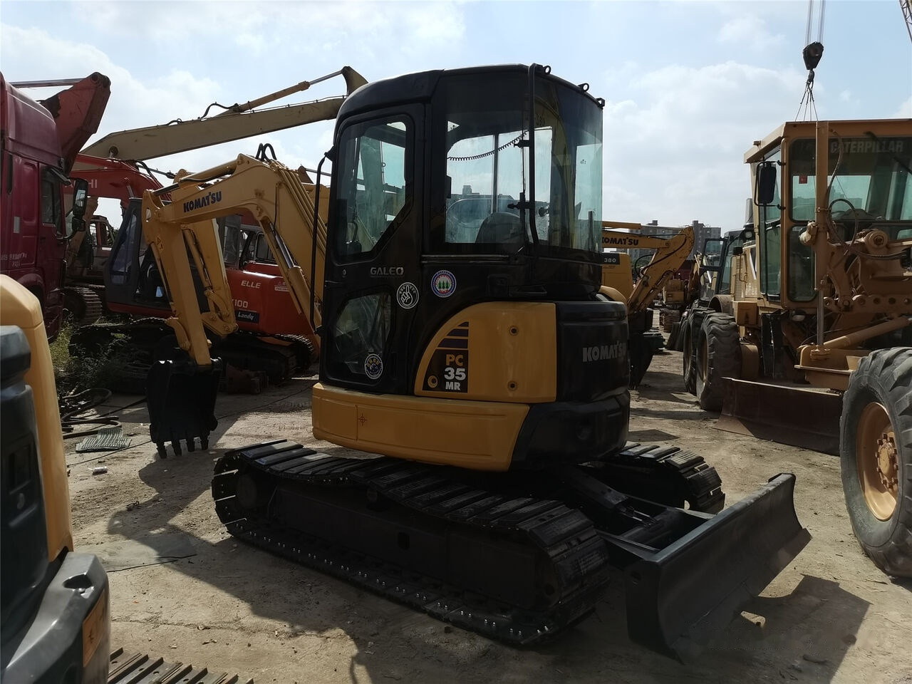 Mini excavator Komatsu PC35MR: picture 8