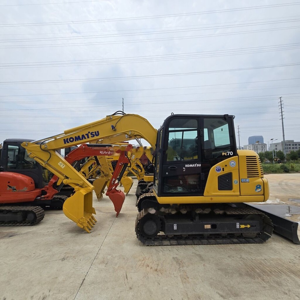 Komatsu PC70-8 - Mini excavator: picture 3 Komatsu PC70-8 - Mini excavator: picture 3
