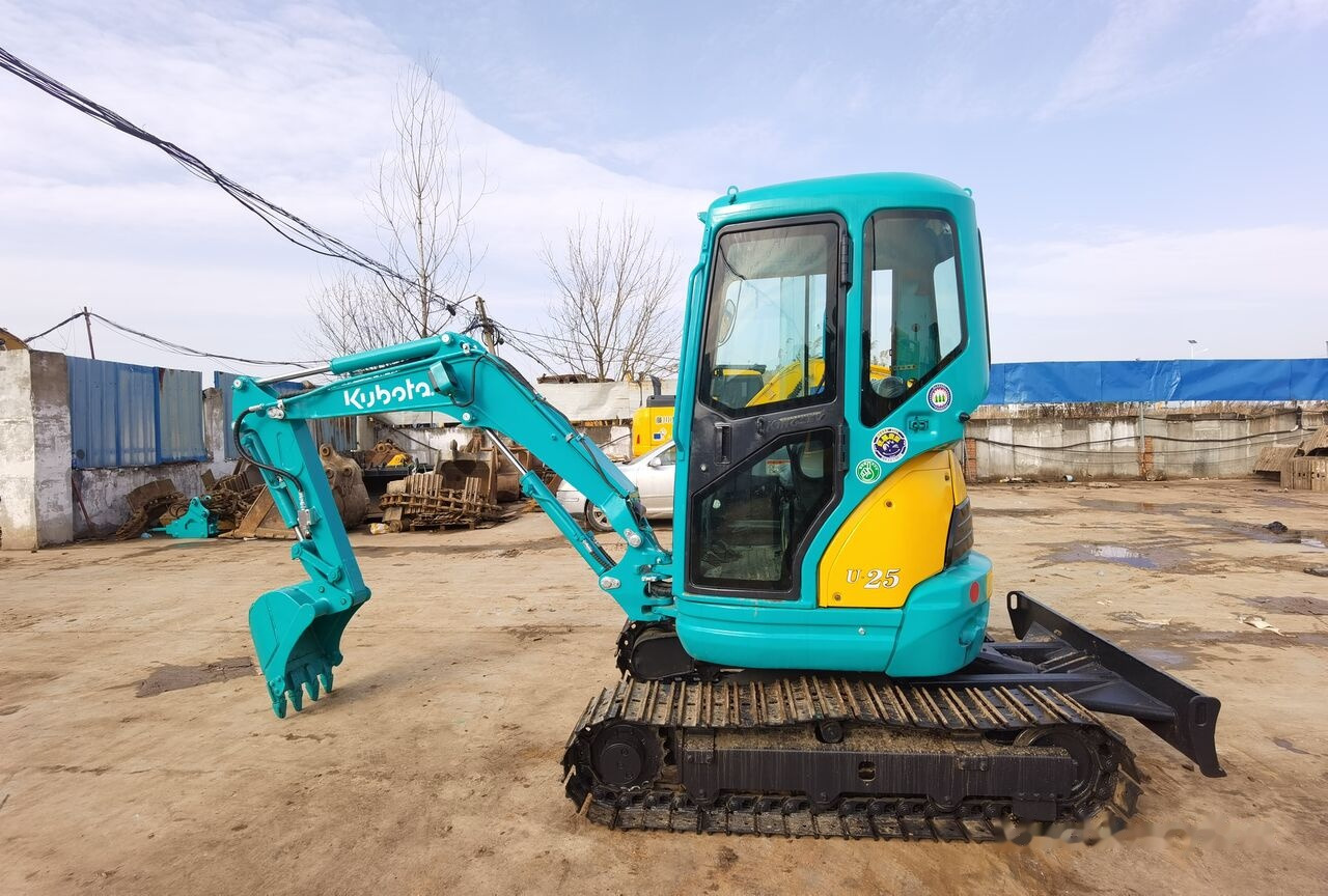 Kubota U25 - Mini excavator: picture 3 Kubota U25 - Mini excavator: picture 3