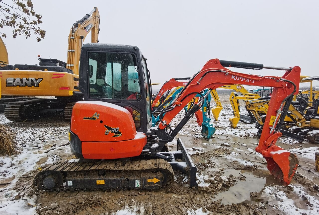 Kubota U30 - Mini excavator: picture 1 Kubota U30 - Mini excavator: picture 1