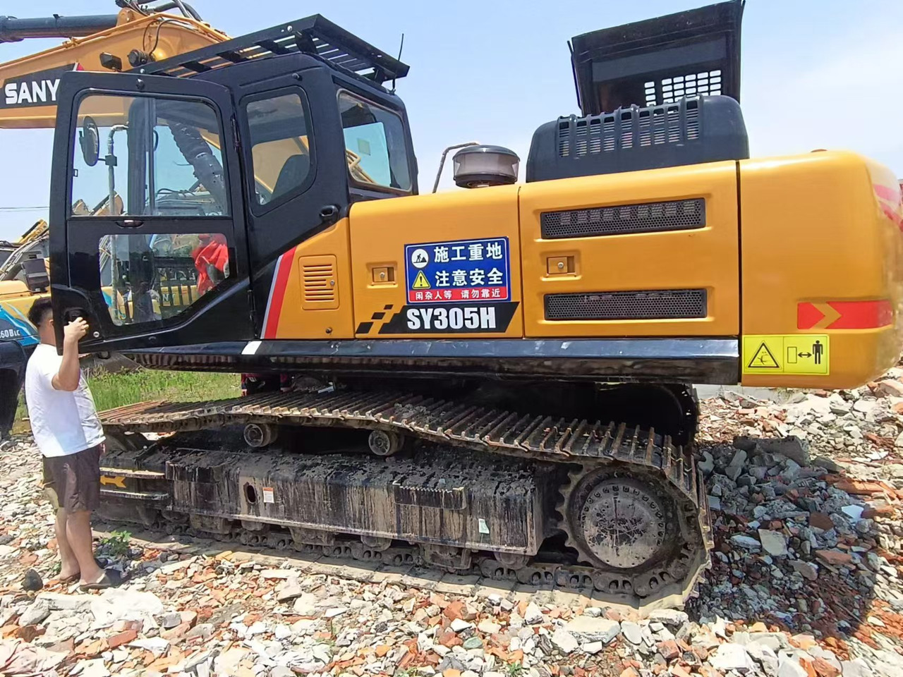 SANY SY305H - Crawler excavator: picture 2 SANY SY305H - Crawler excavator: picture 2