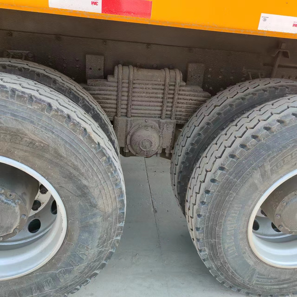 SHACMAN F3000 - Tipper: picture 1 SHACMAN F3000 - Tipper: picture 1
