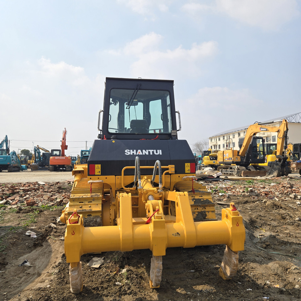 SHANTUI SD16 - Bulldozer: picture 2 SHANTUI SD16 - Bulldozer: picture 2