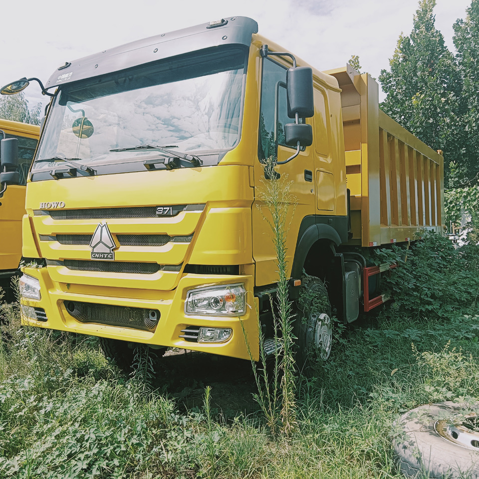 SINOTRUK HOWO - Tipper: picture 4 SINOTRUK HOWO - Tipper: picture 4