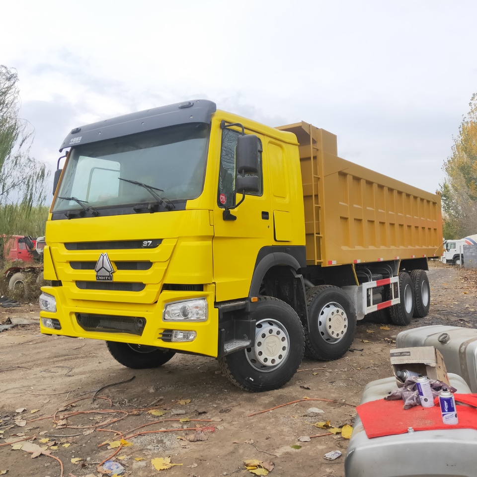 SINOTRUK HOWO - Tipper: picture 3 SINOTRUK HOWO - Tipper: picture 3