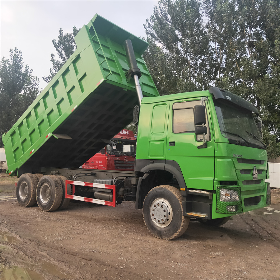 SINOTRUK HOWO - Tipper: picture 4 SINOTRUK HOWO - Tipper: picture 4