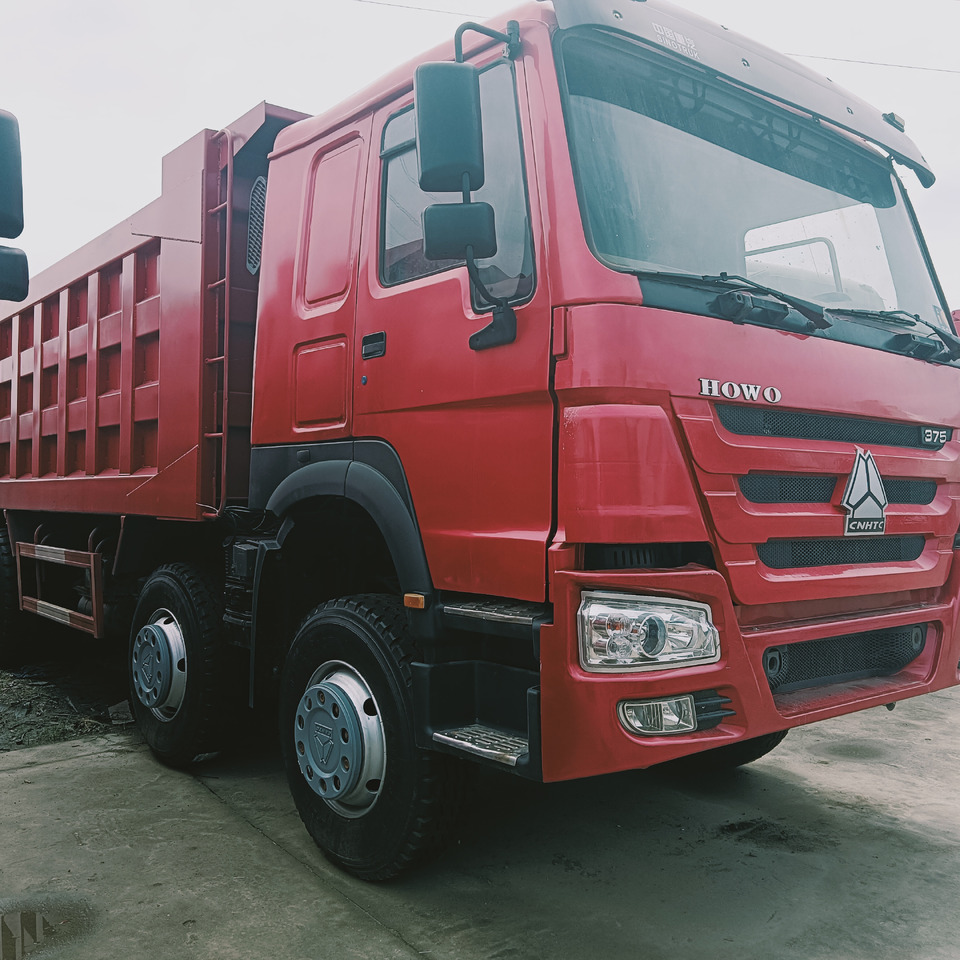 SINOTRUK HOWO - Tipper: picture 5 SINOTRUK HOWO - Tipper: picture 5