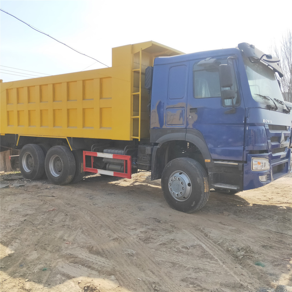 SINOTRUK HOWO - Tipper: picture 4 SINOTRUK HOWO - Tipper: picture 4