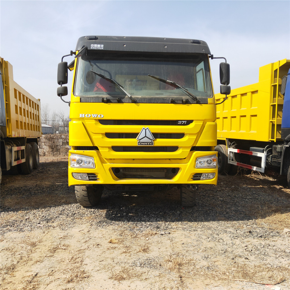 SINOTRUK HOWO - Tipper: picture 3 SINOTRUK HOWO - Tipper: picture 3