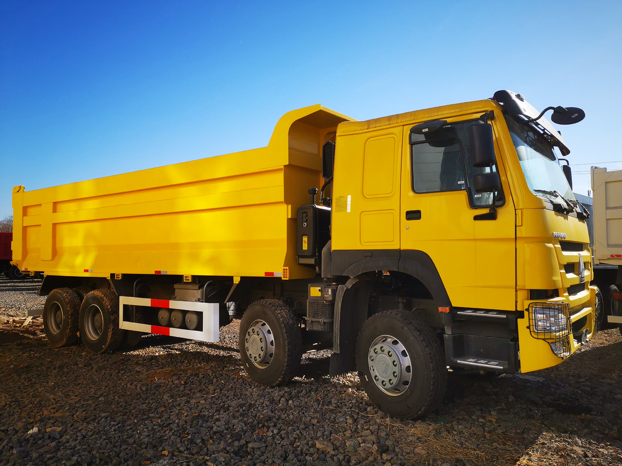 SINOTRUK Howo - Tipper: picture 4 SINOTRUK Howo - Tipper: picture 4