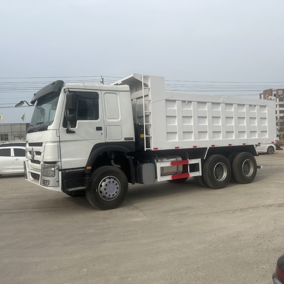 SINOTRUK Howo - Tipper: picture 2 SINOTRUK Howo - Tipper: picture 2