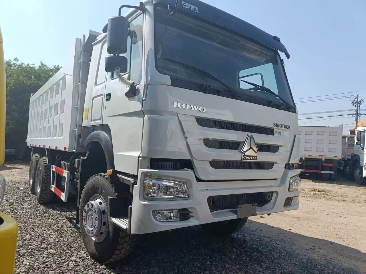 Tipper Sinotruk Howo: picture 11