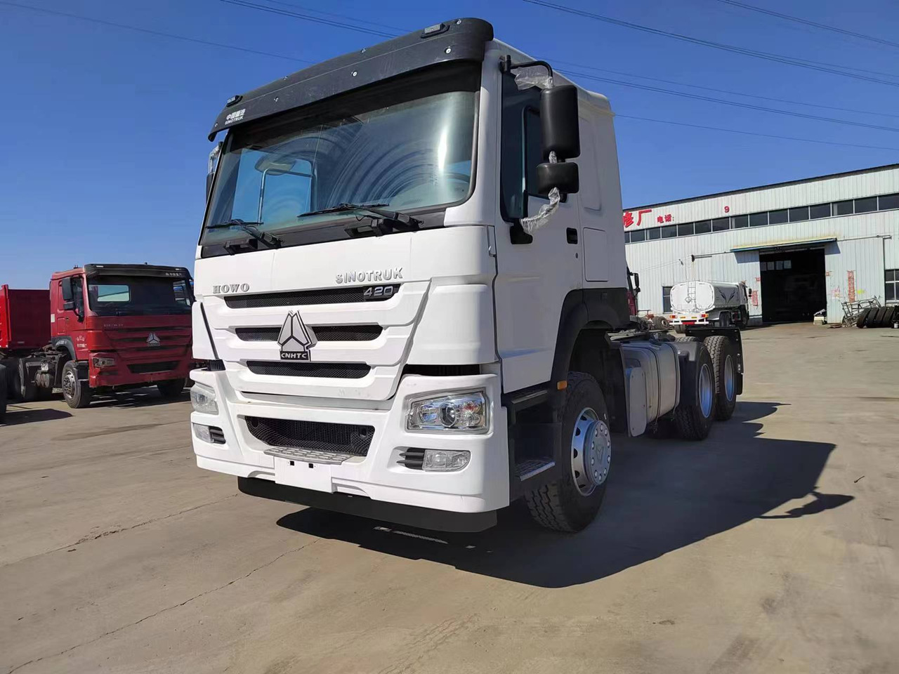 SINOTRUK HOWO trailer ead - Tractor unit: picture 3 SINOTRUK HOWO trailer ead - Tractor unit: picture 3