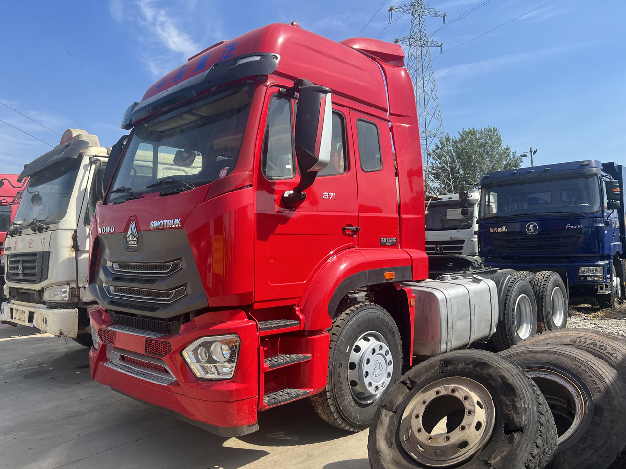SINOTRUK HOWO trailer head - Tractor unit: picture 2 SINOTRUK HOWO trailer head - Tractor unit: picture 2