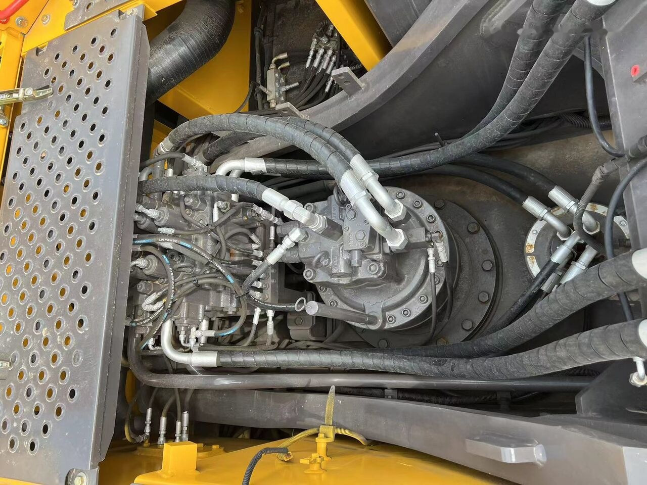 Volvo EC300D - Crawler excavator: picture 4 Volvo EC300D - Crawler excavator: picture 4