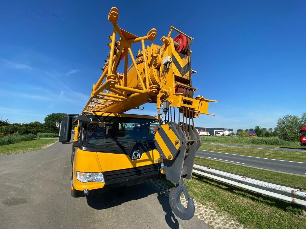 XCMG QY25K - Mobile crane: picture 5 XCMG QY25K - Mobile crane: picture 5