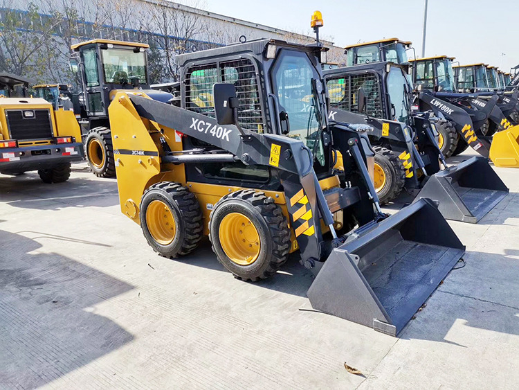 XCMG XC740K - Skid steer loader: picture 2 XCMG XC740K - Skid steer loader: picture 2