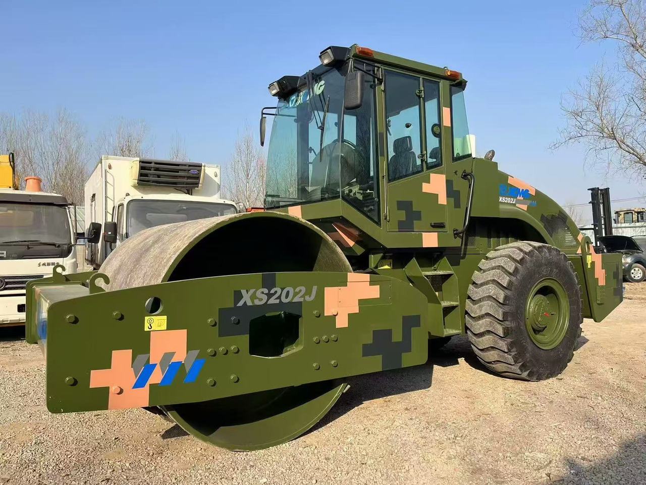XCMG XS202J - Compactor: picture 1 XCMG XS202J - Compactor: picture 1