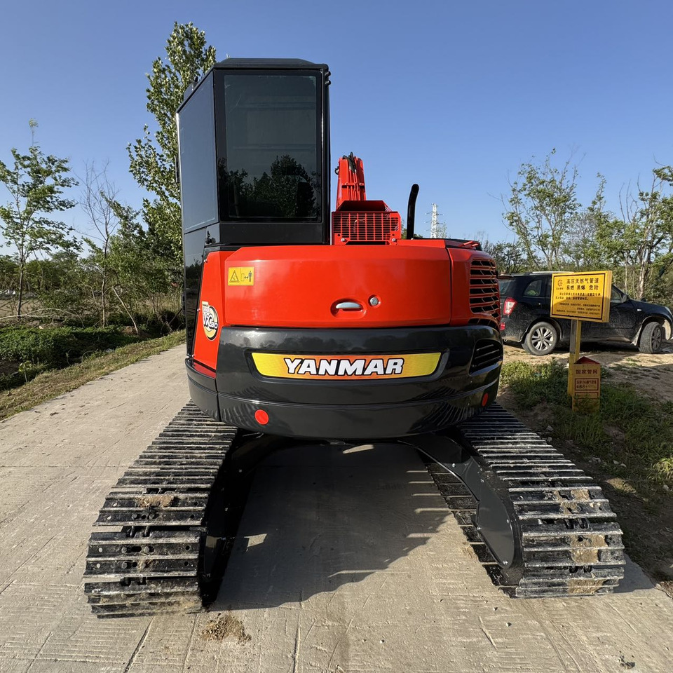 Mini excavator YANMAR Vio80: picture 7
