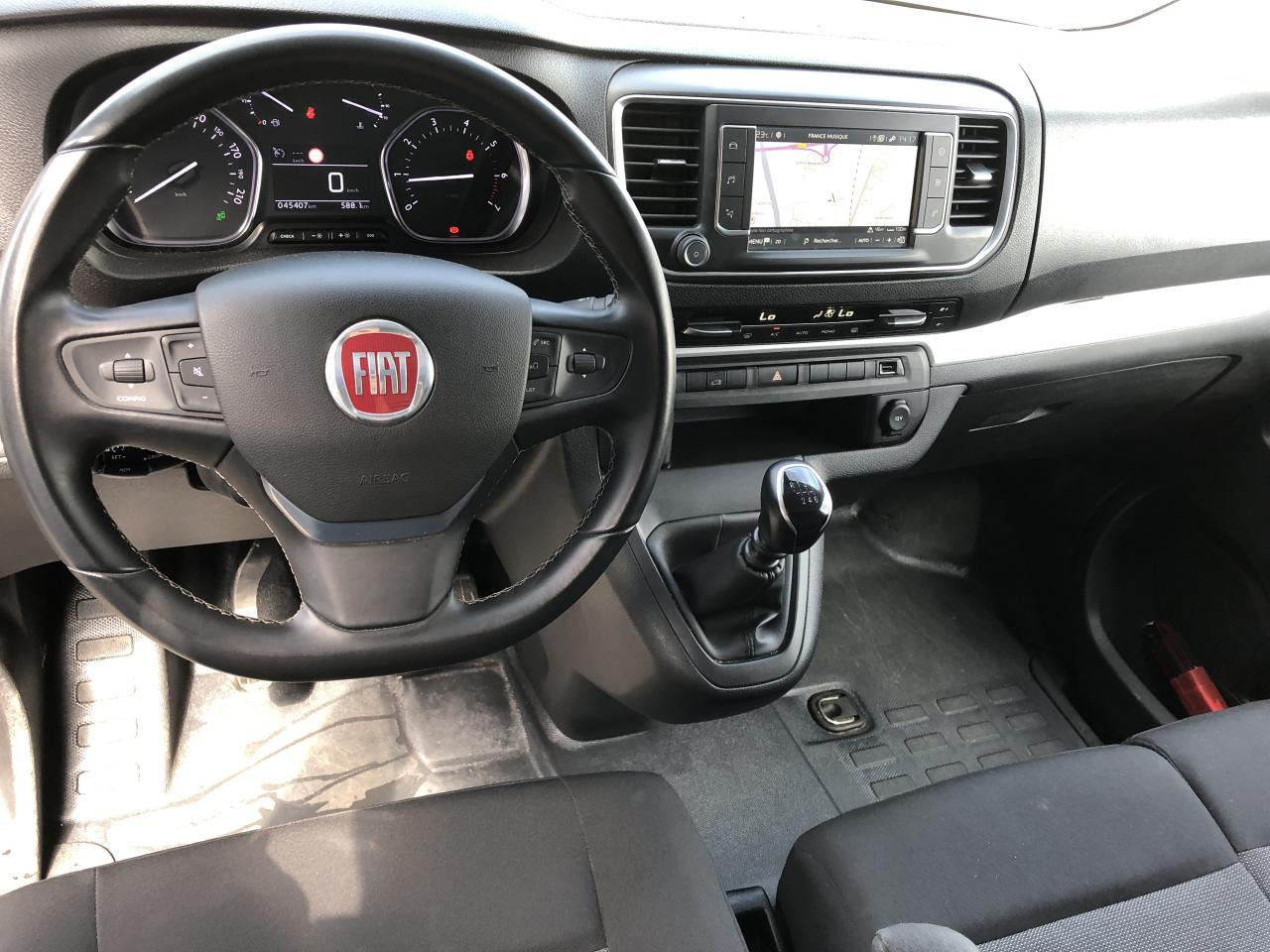 FIAT Scudo XL 2.0 BlueHDi 145 CH - Panel van: picture 3 FIAT Scudo XL 2.0 BlueHDi 145 CH - Panel van: picture 3