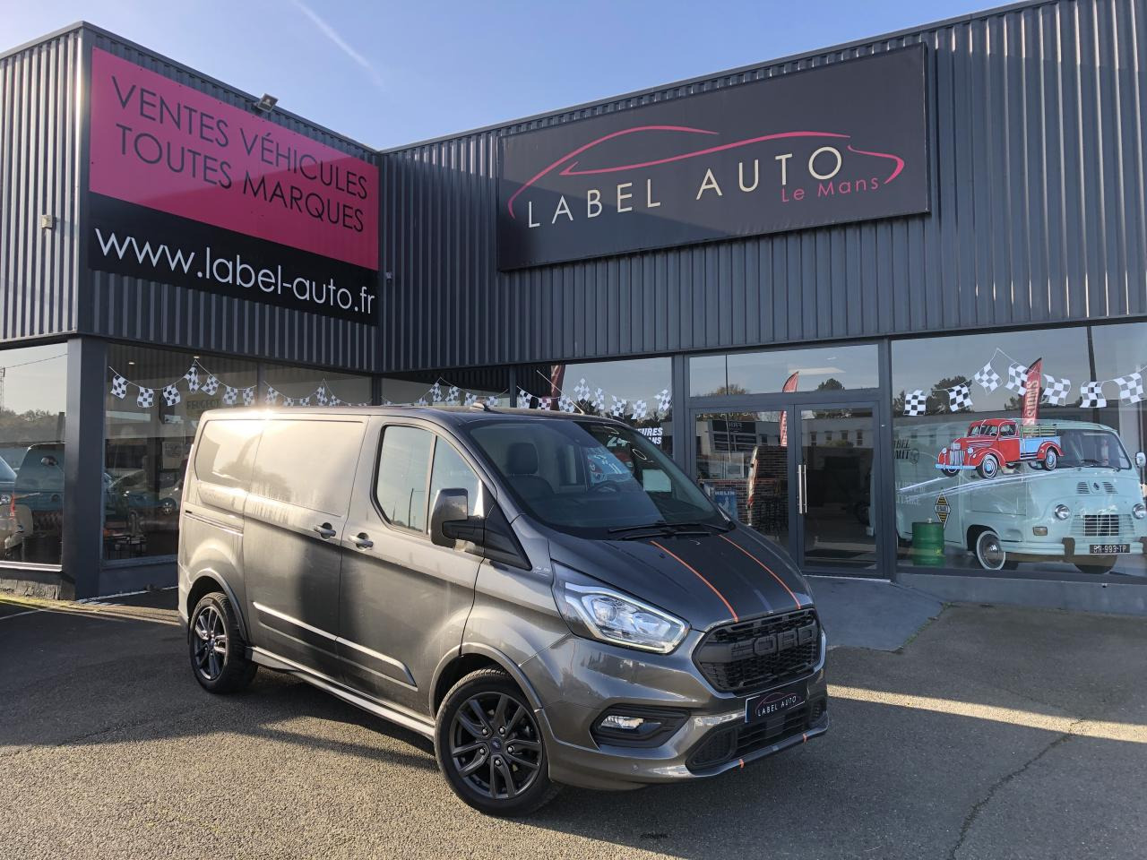 FORD Transit Custom 2.0 TDCi - 170 - BVA S&S TRANSIT CUSTOM FOURGON Fourgon 290 L1H1 Sport PHASE 2 - Panel van: picture 1 FORD Transit Custom 2.0 TDCi - 170 - BVA S&S TRANSIT CUSTOM FOURGON Fourgon 290 L1H1 Sport PHASE 2 - Panel van: picture 1