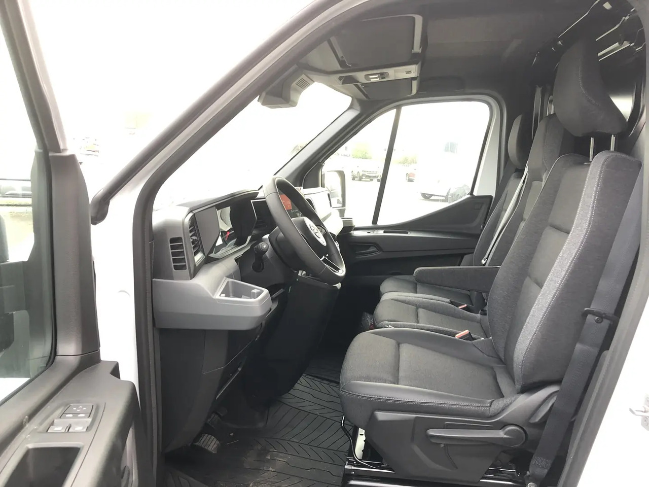 Nissan Interstar L3H2 3T5 2.0 DCI 150CH EURO6E N-CONNECTA - Panel van: picture 4 Nissan Interstar L3H2 3T5 2.0 DCI 150CH EURO6E N-CONNECTA - Panel van: picture 4